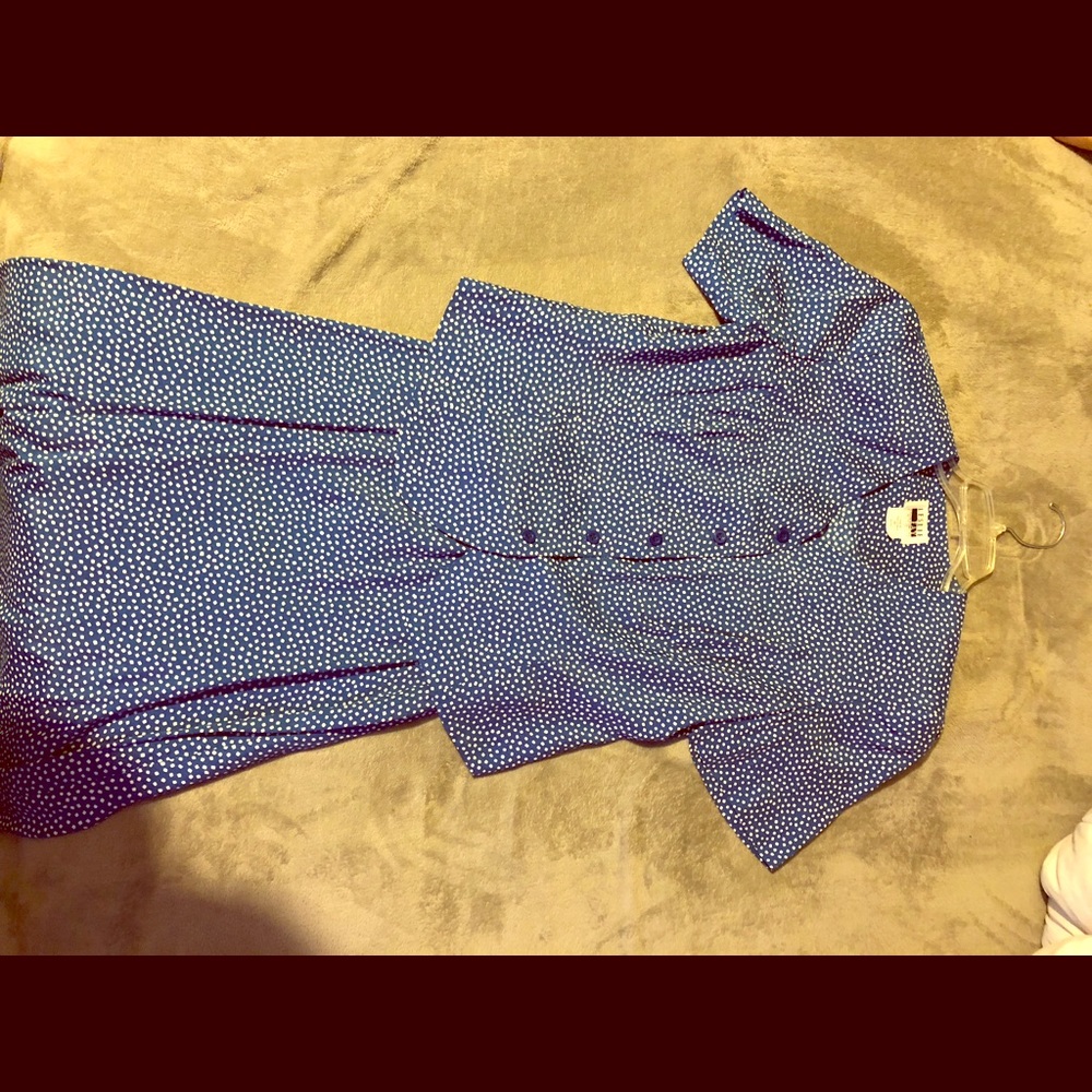 💙Like New Blue Dotted Dress shirt w/ skirt💙
